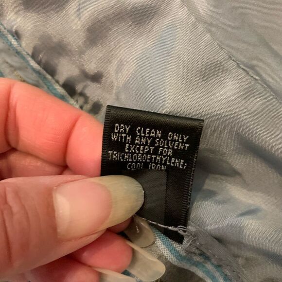 Lafayette 148 New York Blazer. Size: 0. - Picture 4 of 6